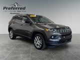 Used 2022 Jeep Compass Latitude image 3