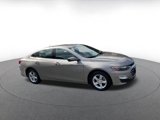 Used 2024 Chevrolet Malibu LT image 2