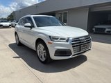 Used 2020 Audi Q5 2.0T Premium Plus w/ Premium Plus Package image 3