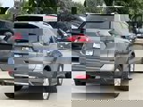 Used 2018 Nissan Rogue SV image 4