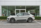 Used 2025 Porsche Macan image 2