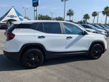 Used 2024 GMC Terrain SLE image 3