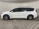 Used 2021 Chrysler Pacifica Touring-L image 5