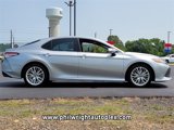 Used 2018 Toyota Camry XLE image 2