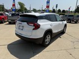 Used 2022 GMC Terrain SLE w/ Driver Convenience Package image 5