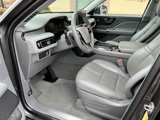 Used 2020 Lincoln Aviator Reserve w/ Equipment Group 201A image 5