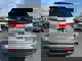 Used 2018 Toyota Highlander SE image 5