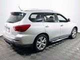 Used 2018 Nissan Pathfinder SL w/ SL Premium Package image 4