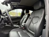 Used 2025 Porsche Macan image 5