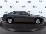 Used 2014 Chrysler 300 image 2