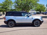 Used 2021 Ford Bronco Sport Outer Banks w/ Outer Banks Package image 2