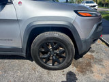 Used 2016 Jeep Cherokee Trailhawk w/ Comfort/Convenience Group image 2