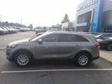 Used 2017 Kia Sorento LX image 6