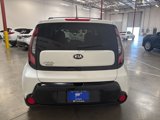 Used 2016 Kia Soul + image 4