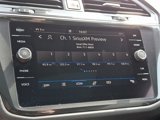 Used 2022 Volkswagen Tiguan SE image 3