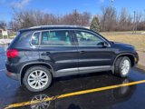 Used 2015 Volkswagen Tiguan SEL image 3