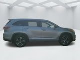 Used 2016 Toyota Highlander XLE image 4