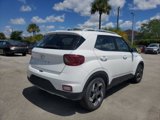 New 2025 Hyundai Venue SEL image 4