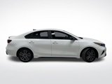 Used 2023 Kia Forte GT-Line image 2
