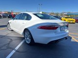 Used 2017 Jaguar XF Premium image 3