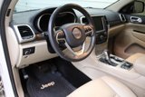 Used 2017 Jeep Grand Cherokee Limited image 2