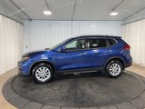 Used 2017 Nissan Rogue SV image 2