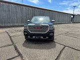Used 2017 GMC Sierra 1500 Denali image 2
