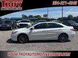 Used 2017 Toyota Camry image 4