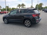 Used 2022 Volkswagen Taos SE image 6