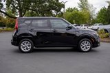 Used 2022 Kia Soul LX w/ Technology Package image 6