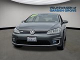 Used 2018 Volkswagen e-Golf SE image 4