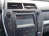 Used 2017 Toyota Camry SE image 3