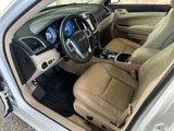 Used 2014 Chrysler 300 image 2