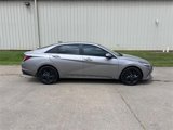 Used 2023 Hyundai Elantra SEL image 2