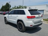 Used 2016 Jeep Grand Cherokee Laredo image 4
