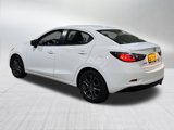 Used 2019 Toyota Yaris LE image 4