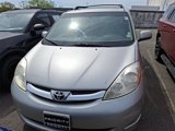 Used 2009 Toyota Sienna XLE image 2