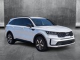 Used 2022 Kia Sorento S image 3