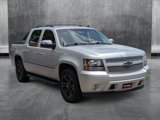 Used 2010 Chevrolet Avalanche LTZ image 3