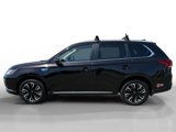 Used 2018 Mitsubishi Outlander SEL image 2