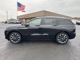 New 2025 Lincoln Nautilus Reserve image 2