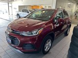 Used 2022 Chevrolet Trax LT w/ LT Convenience Package image 4