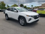 Certified 2023 Hyundai Tucson SE image 3