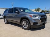 Used 2020 Chevrolet Traverse LS image 2