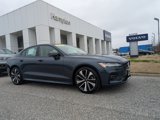 Certified 2022 Volvo S60 B5 Momentum w/ Premium Package image 2