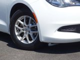 Certified 2022 Chrysler Voyager LX image 4