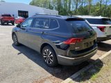 Used 2022 Volkswagen Tiguan S image 3