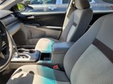 Used 2014 Toyota Camry L image 5