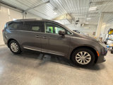 Used 2019 Chrysler Pacifica Touring-L image 5