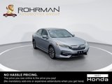 Used 2017 Honda Accord Touring image 2